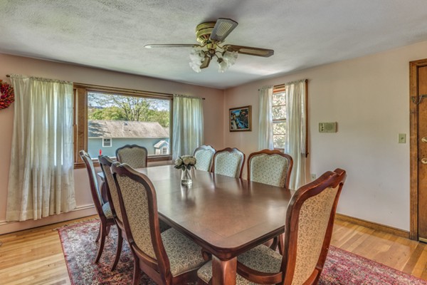 140 Parker Road Wakefield, MA 01880 - Photo 12 of 30 Gallery Image 12