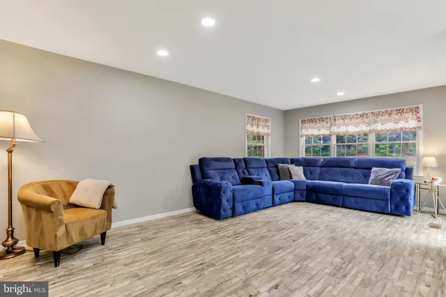 $527,500 | 9611 Shimpstown Road, Mercersburg, PA 17236