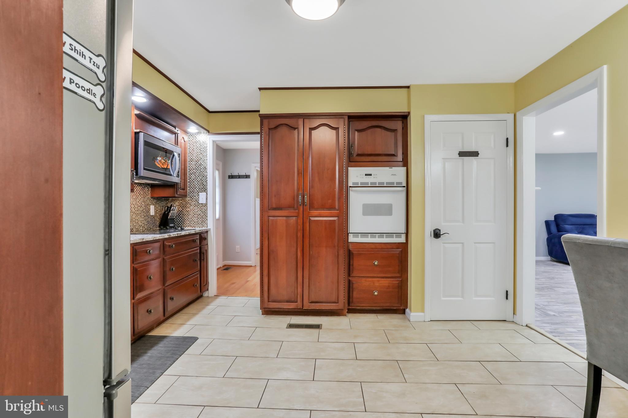 9611 Shimpstown Road Mercersburg, PA 17236 - Photo 34 of 147 Access to Lower Lounge; Custom Pantry, New Tile