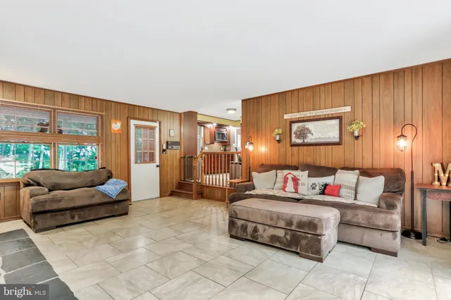 $527,500 | 9611 Shimpstown Road, Mercersburg, PA 17236