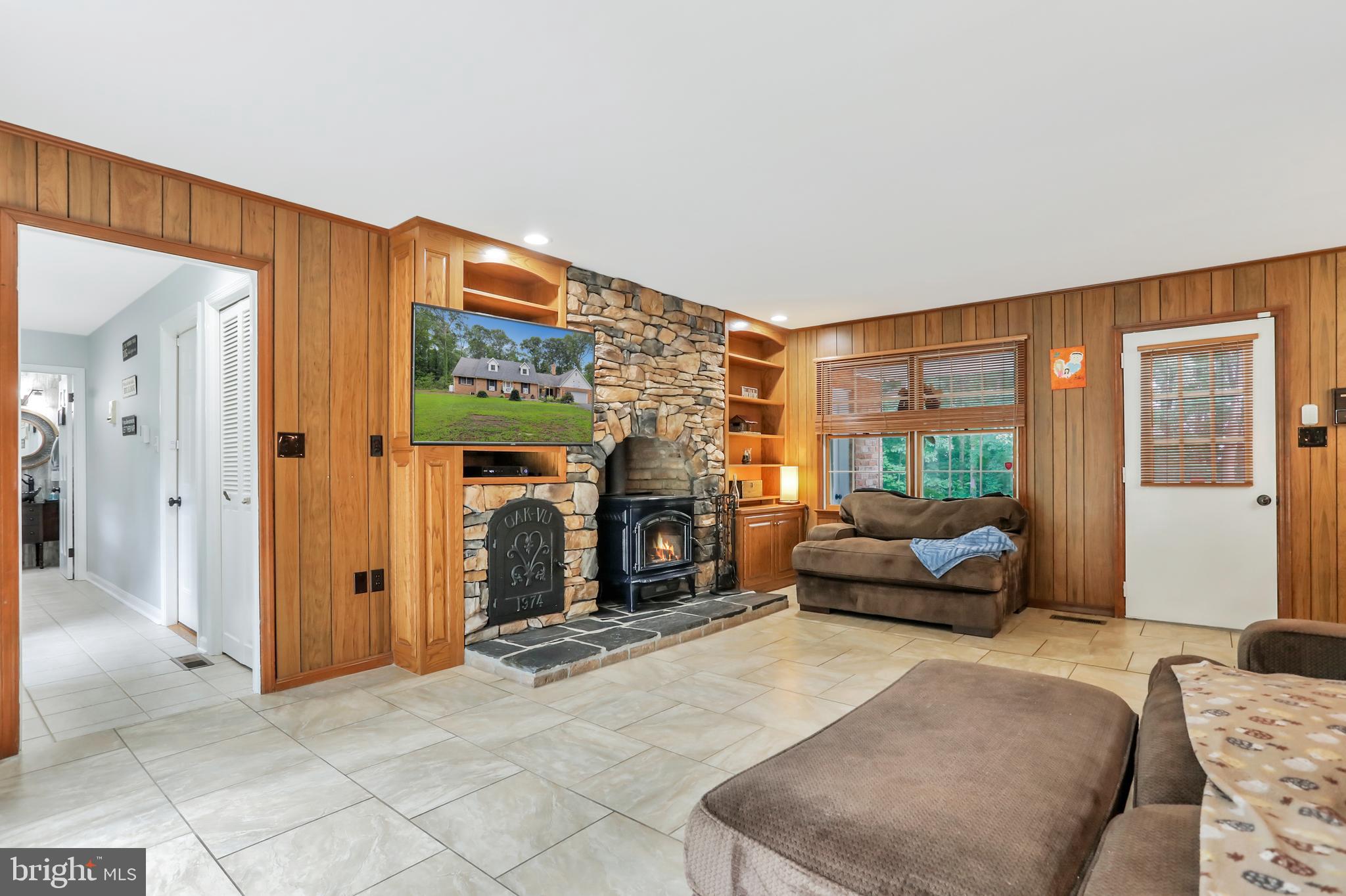 9611 Shimpstown Road Mercersburg, PA 17236 - Photo 42 of 147 Entry to Mud Room / Custom Doggie Wash / Spa Rm