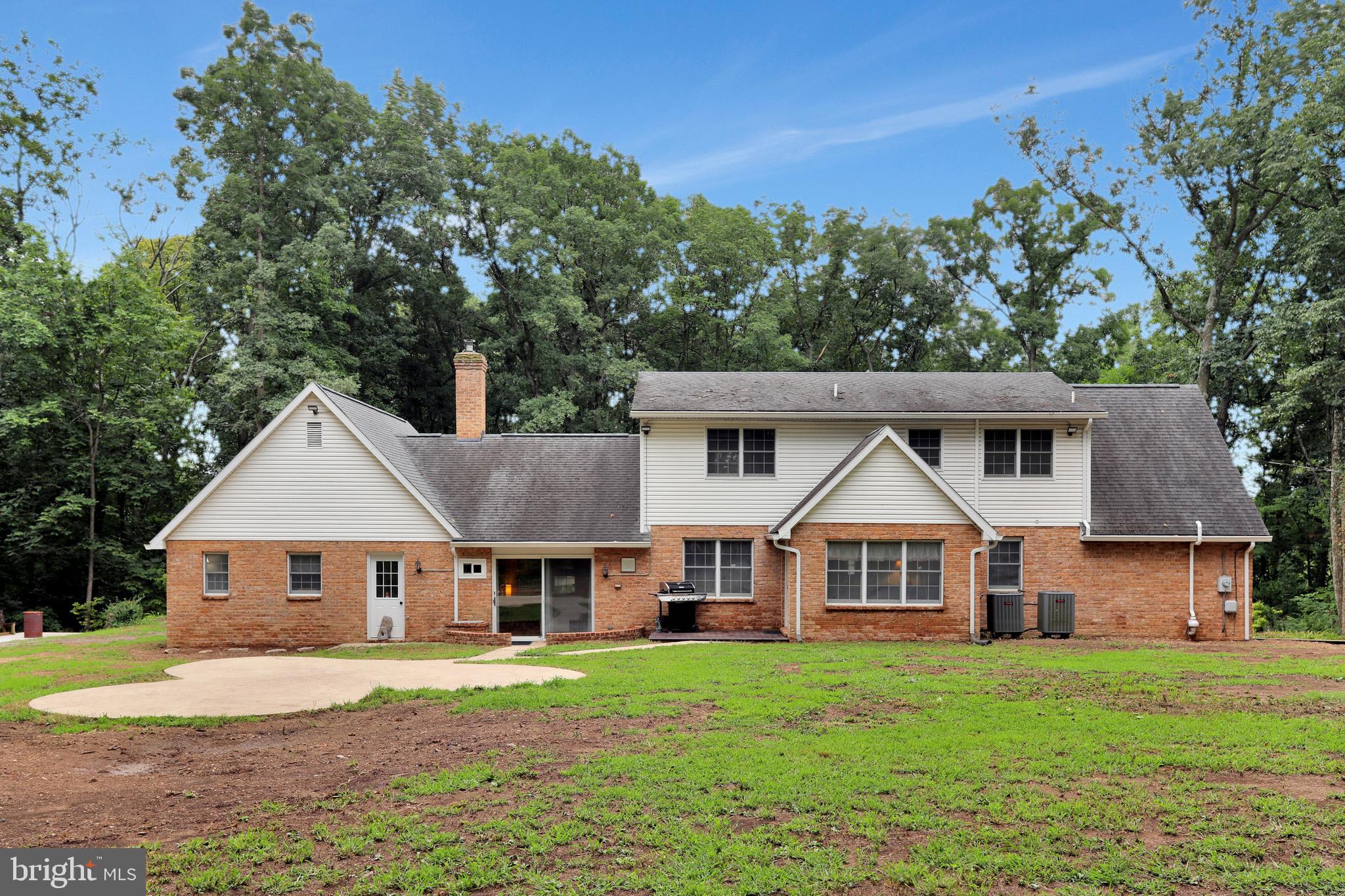 9611 Shimpstown Road Mercersburg, PA 17236 - Photo 6 of 147 4,500 SqFt of Spacious Remodeled Beauty