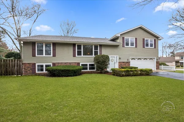 $635,000 | 701 Viking Drive, Batavia, IL 60510