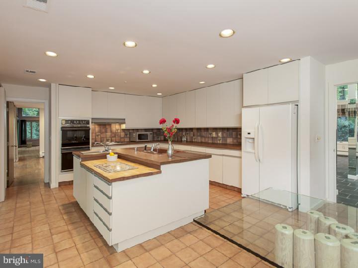 910 Stuart Road Princeton, NJ 08540 - Photo 11 of 25