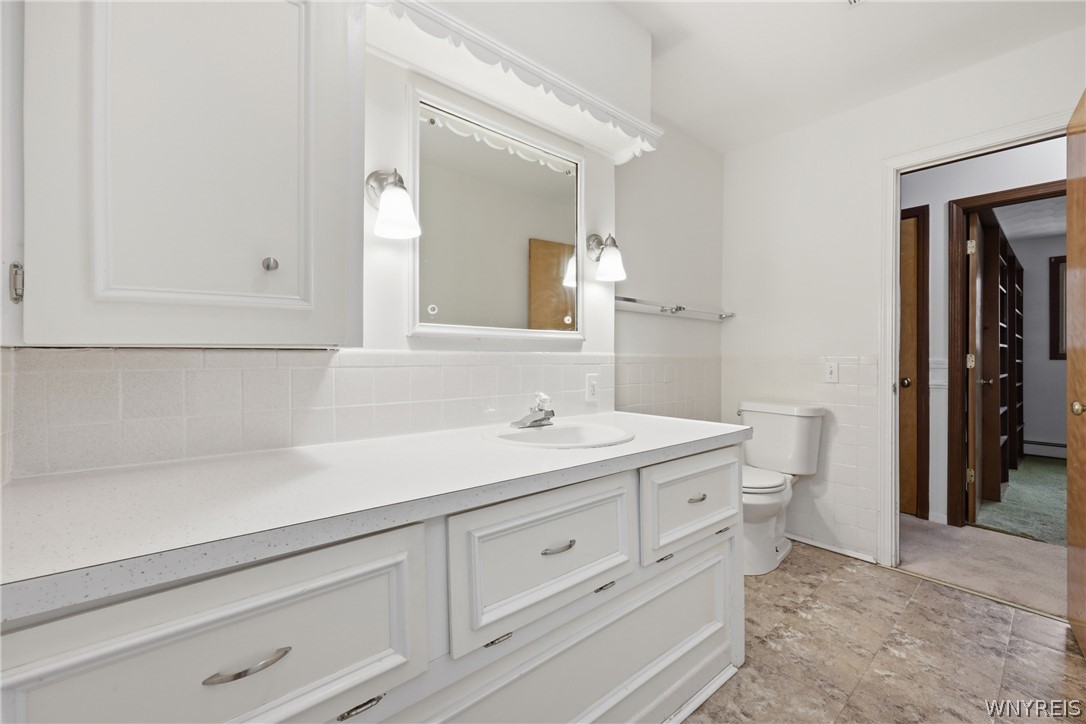 1 Hunters Lane Amherst, NY 14221 - Photo 19 of 40