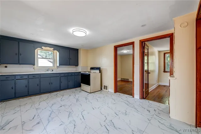 $229,900 | 329 Atlantic Avenue, Cheektowaga, NY 14212