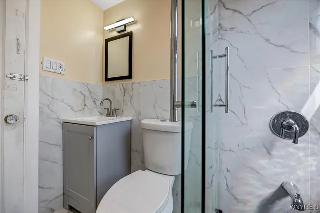 $229,900 | 329 Atlantic Avenue, Cheektowaga, NY 14212