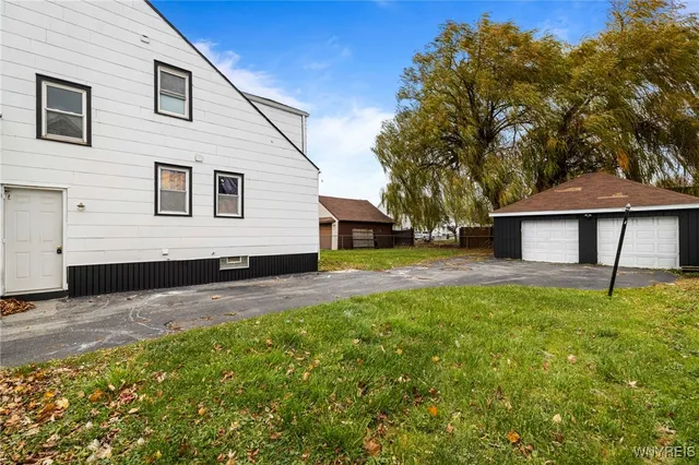 $229,900 | 329 Atlantic Avenue, Cheektowaga, NY 14212