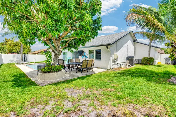 $4,700 | 19119 Winslow Terrace, Boca Raton, FL 33434