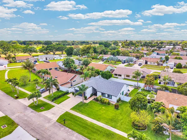 $4,700 | 19119 Winslow Terrace, Boca Raton, FL 33434