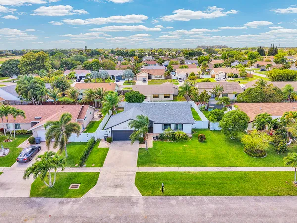 $4,700 | 19119 Winslow Terrace, Boca Raton, FL 33434