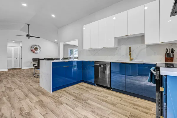 $4,700 | 19119 Winslow Terrace, Boca Raton, FL 33434