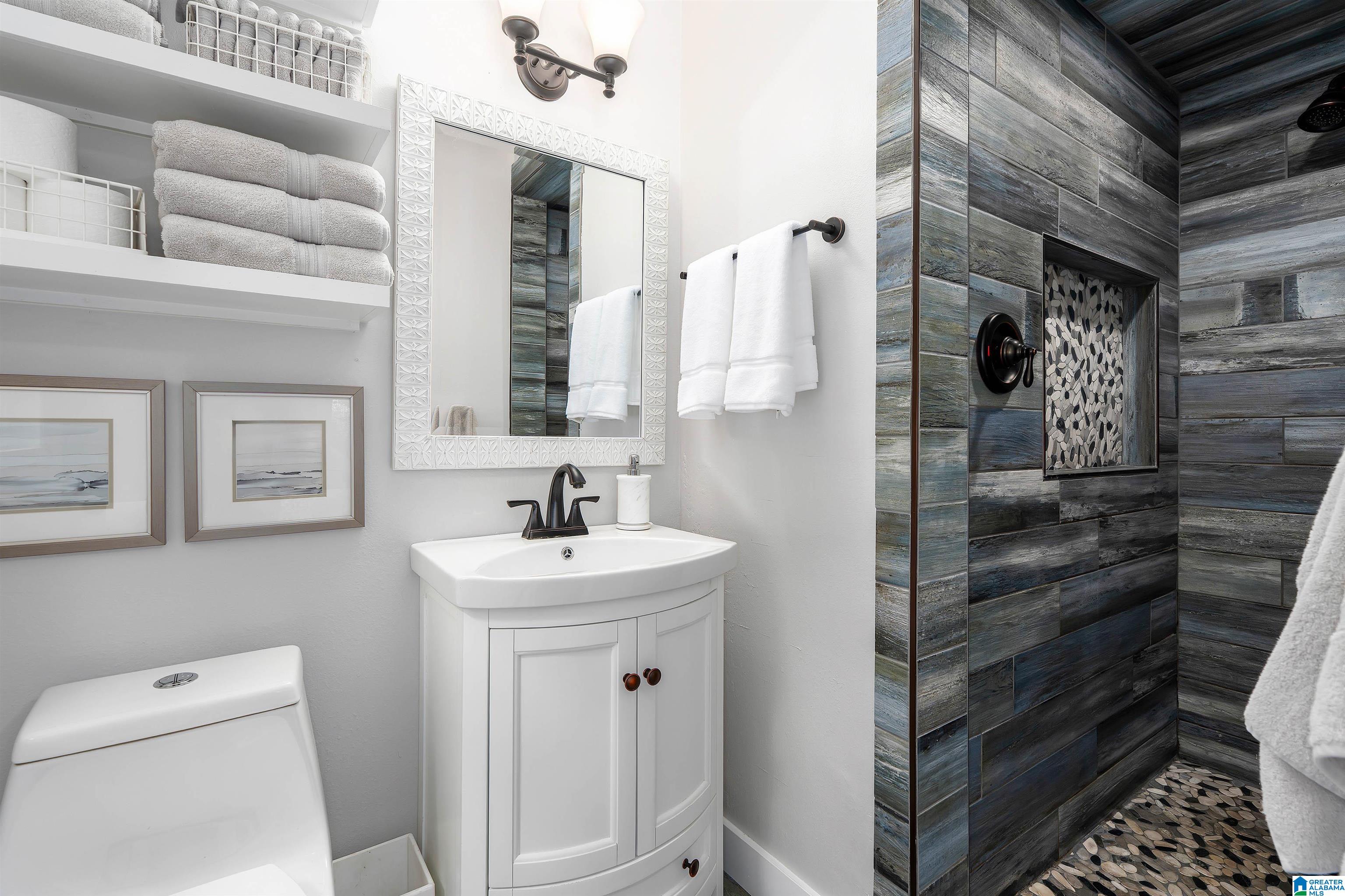 2013 Wedgewood Road Birmingham, AL 35216 - Photo 16 of 24