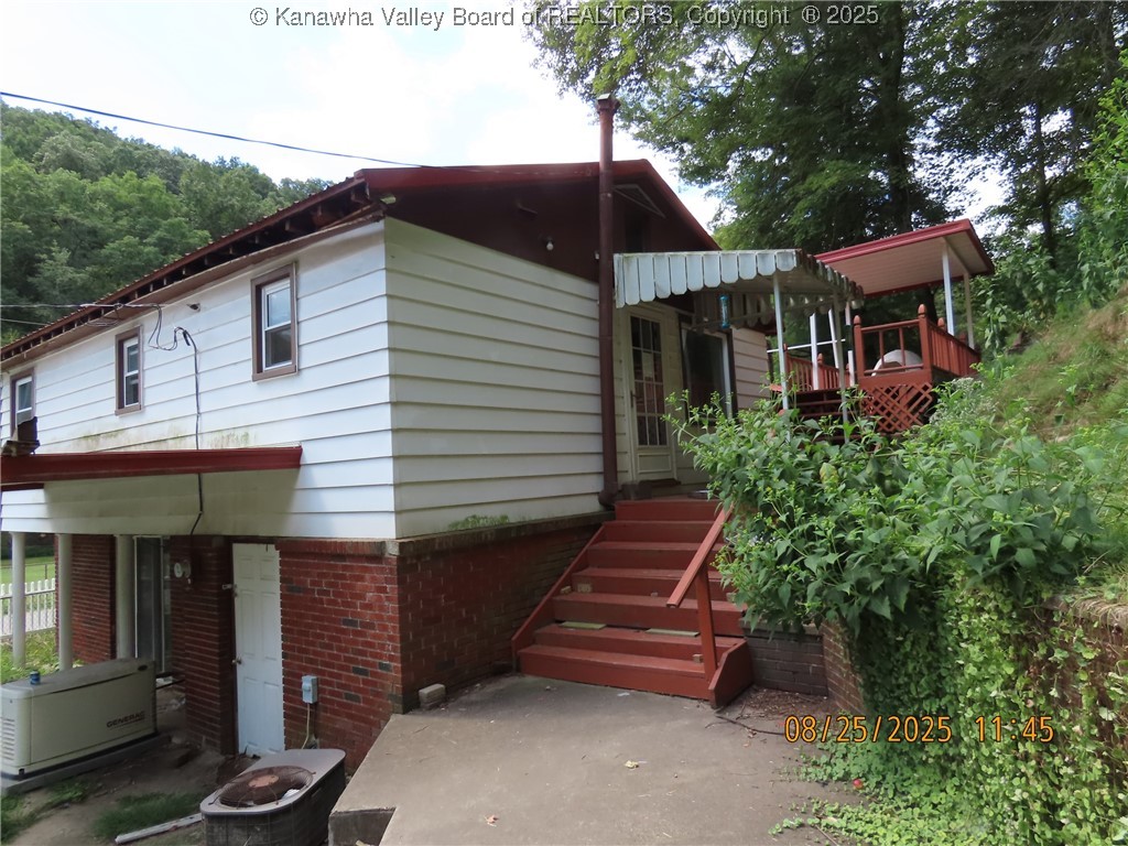 957 Hunter Road Charleston, WV 25311 - Photo 5 of 16 Gallery Image 5
