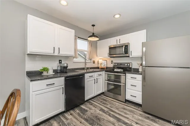 $235,000 | 212 Gentle Pine Lane, Winfield, MO 63389