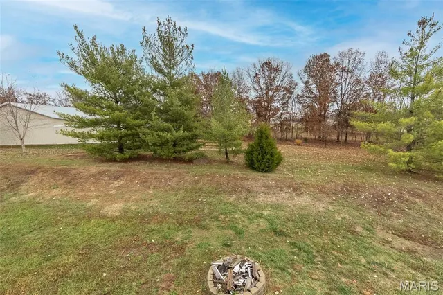 $235,000 | 212 Gentle Pine Lane, Winfield, MO 63389