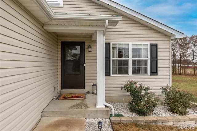 $235,000 | 212 Gentle Pine Lane, Winfield, MO 63389