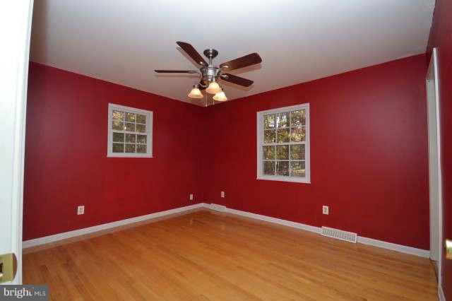 9335 Lees Ridge Road Warrenton, VA 20186 - Photo 13 of 25 Bedroom (Master)