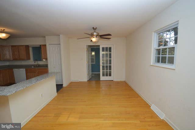 9335 Lees Ridge Road Warrenton, VA 20186 - Photo 7 of 25 Dining Room