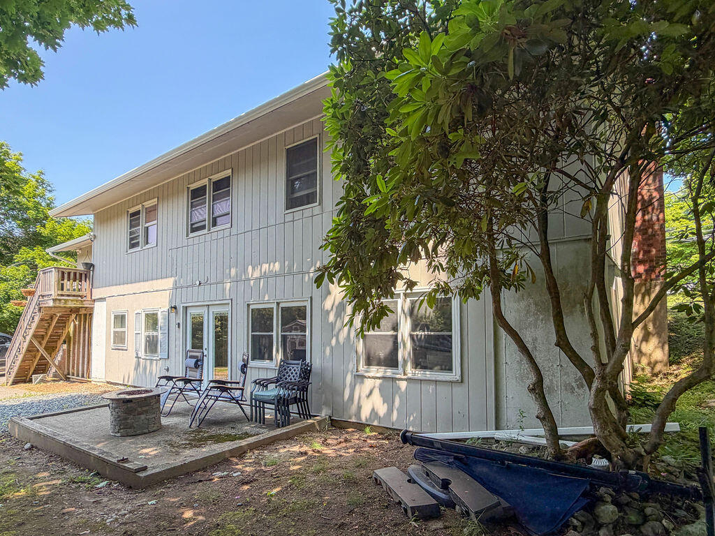 278 Sunset Road Deer Isle, ME 04627 - Photo 3 of 84 HouseforMorgan-6