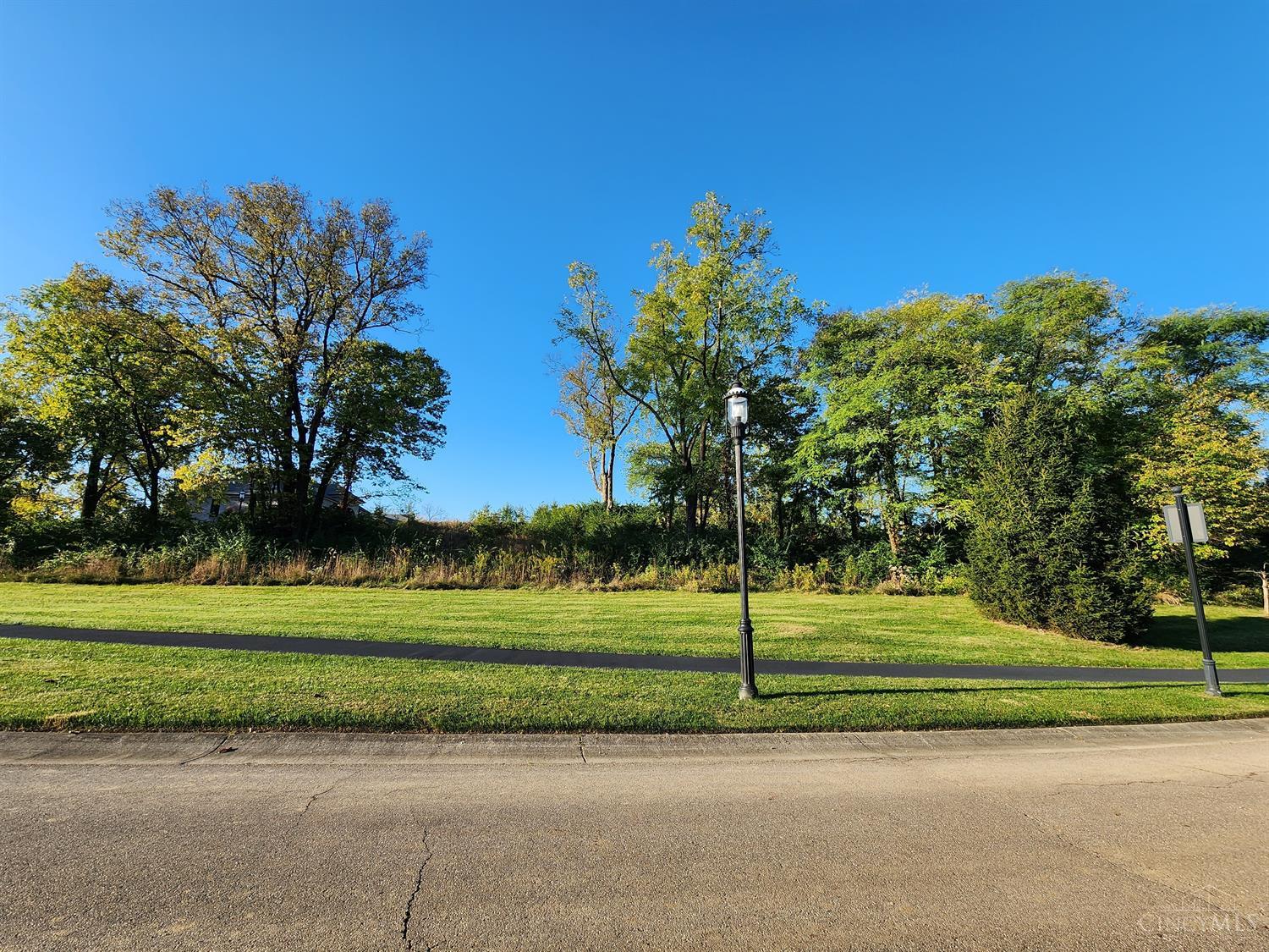 8931 Maple Ridge West Chester, OH 45069 - Photo 6 of 8 Gallery Image 6