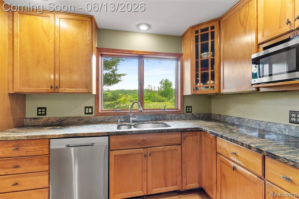 6186 Crane Road Ypsilanti, MI 48197 - Photo 15 of 53