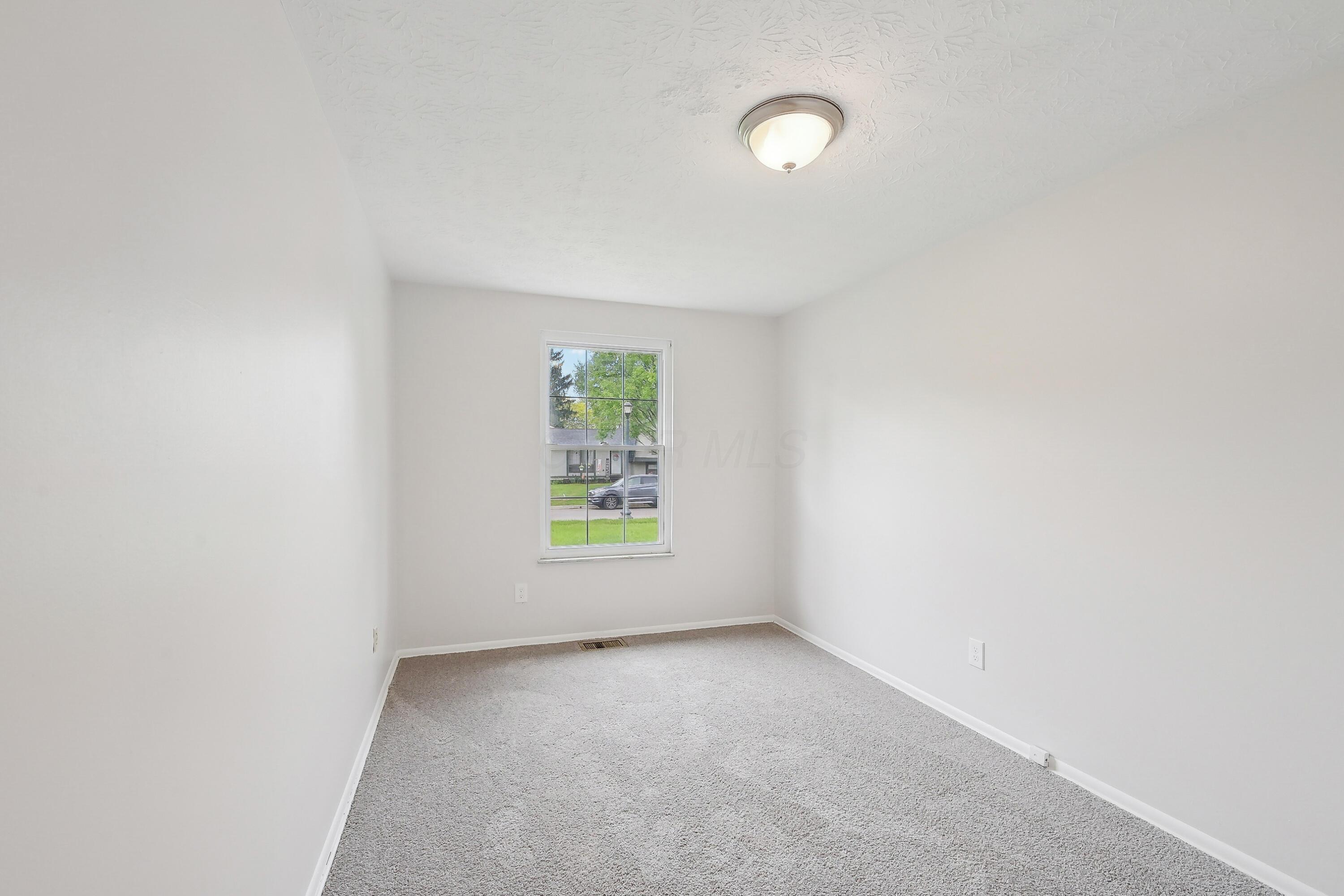 3368 Pine Valley Road Columbus, OH 43219 - Photo 22 of 50 22-print-Pine Valley Rd-2105-022