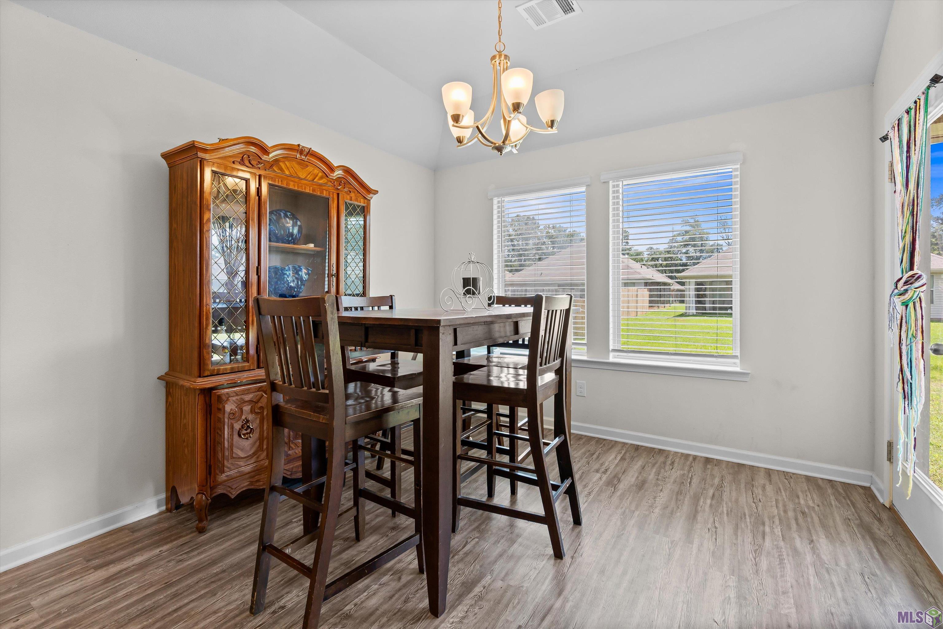 28448 Longfellow Lane Albany, LA 70711 - Photo 8 of 17