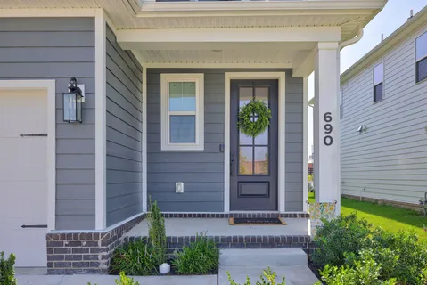 $689,000 | 690 Conifer Drive, Spring Hill, TN 37174