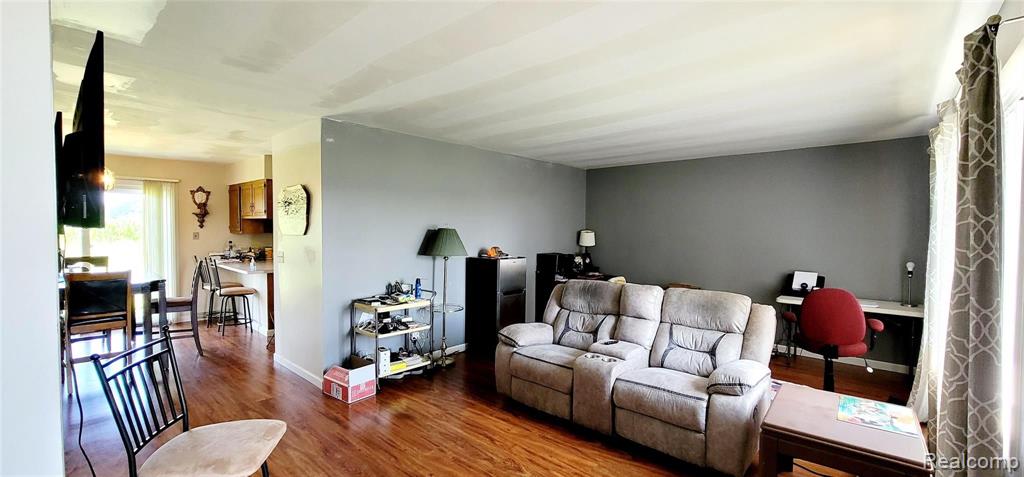6616 Schott Road Mayville, MI 48744 - Photo 6 of 14 Gallery Image 6