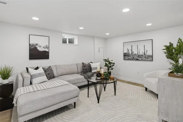 $850,000 | 3724 East Nielsen Lane, Denver, CO 80210