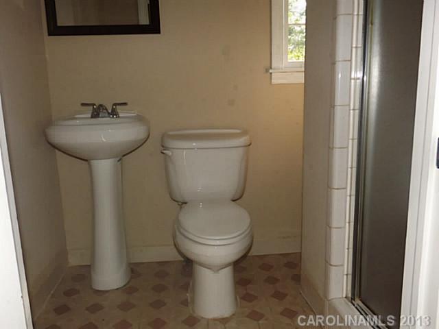 1361 Bethel Road Charlotte, NC 28208 - Photo 11 of 16