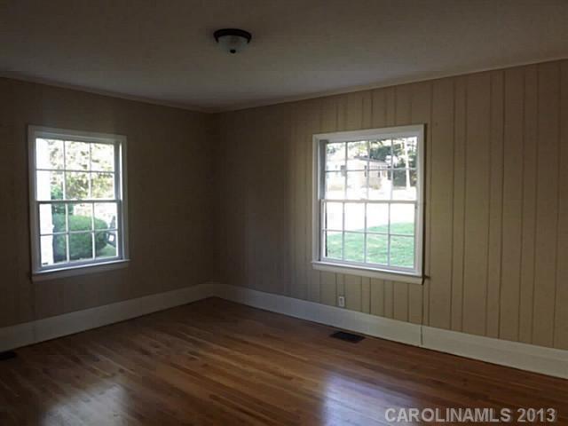 1361 Bethel Road Charlotte, NC 28208 - Photo 13 of 16