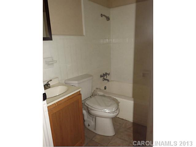 1361 Bethel Road Charlotte, NC 28208 - Photo 8 of 16