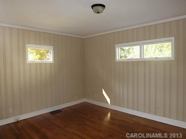 1361 Bethel Road Charlotte, NC 28208 - Photo 10 of 16