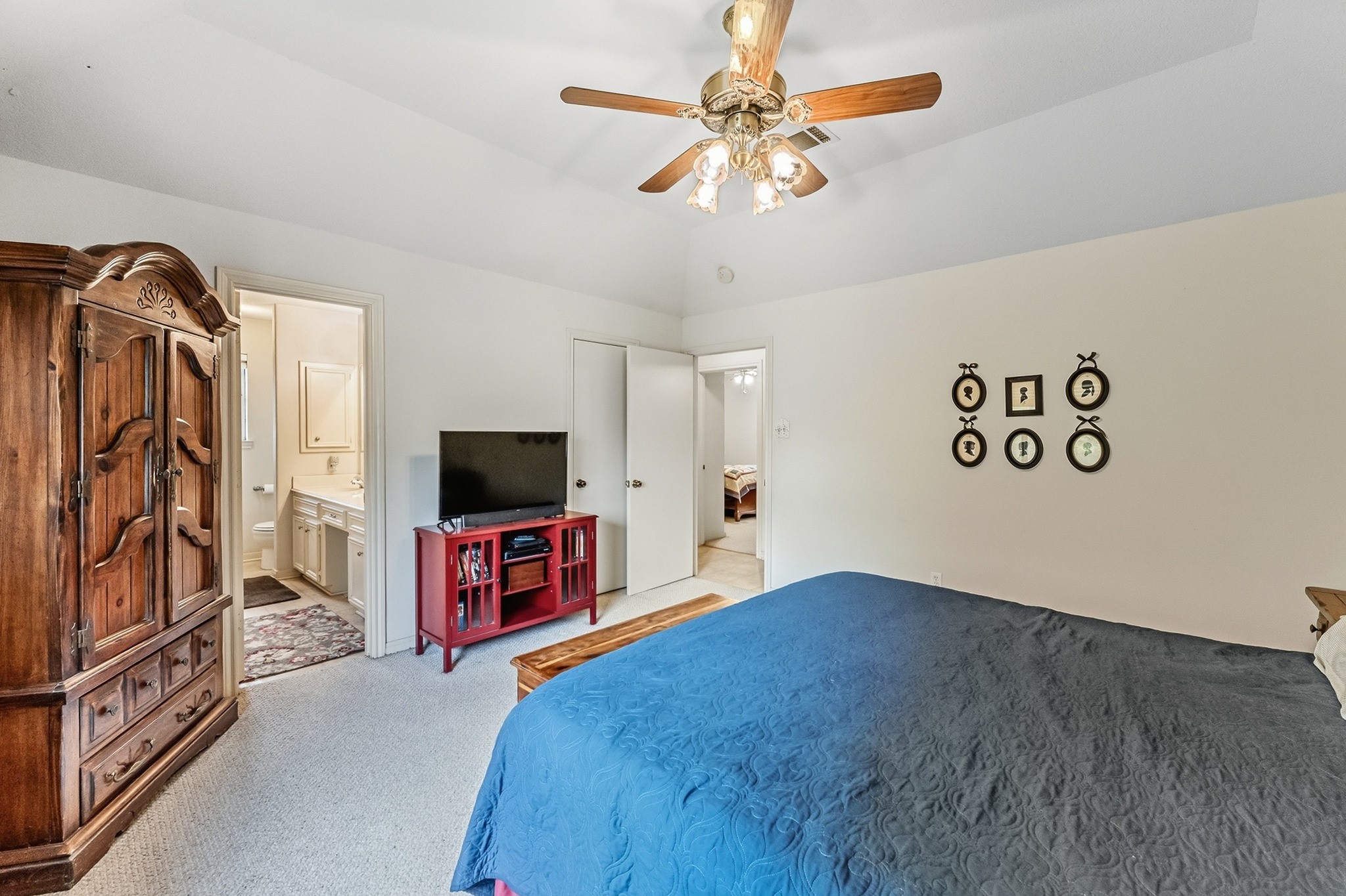 691 Bishop Road Huntsville, TX 77320 - Photo 15 of 32