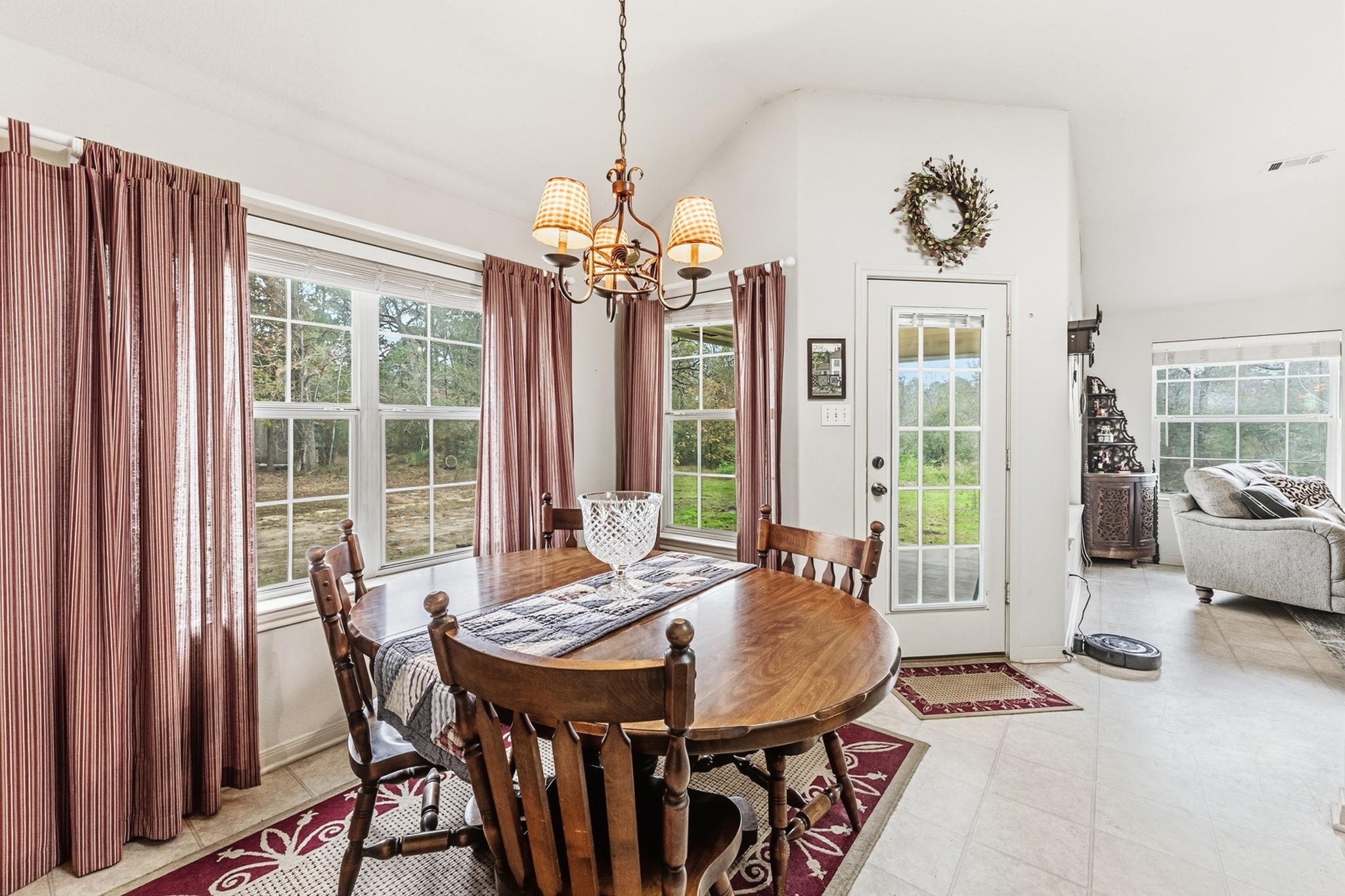 691 Bishop Road Huntsville, TX 77320 - Photo 10 of 32