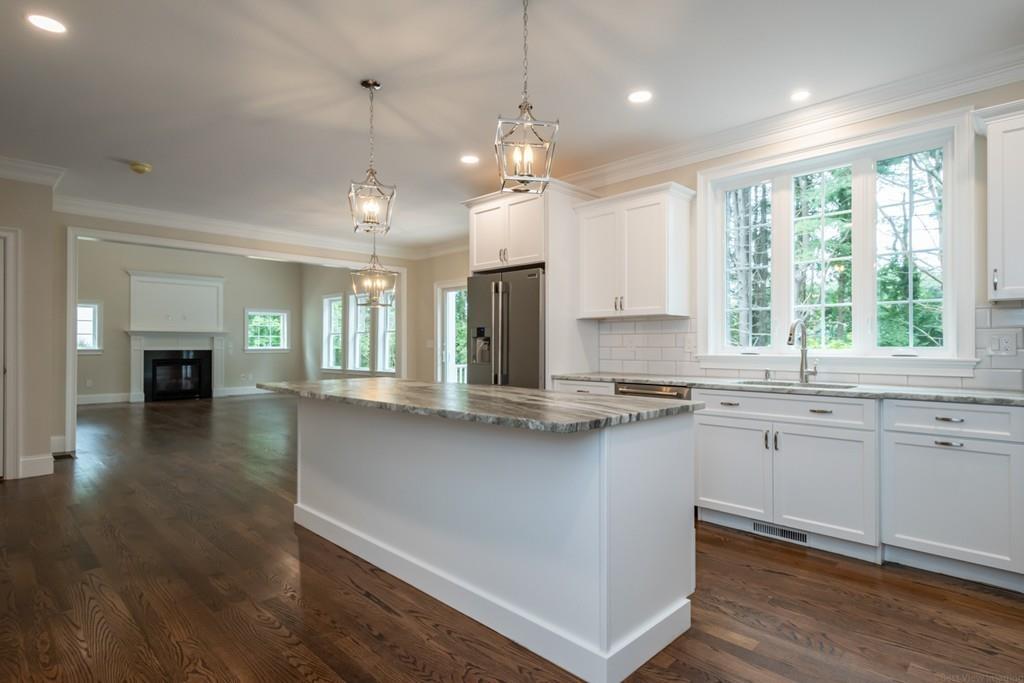 822 Barretts Mill Road Concord, MA 01742 - Photo 13 of 41 Gallery Image 13