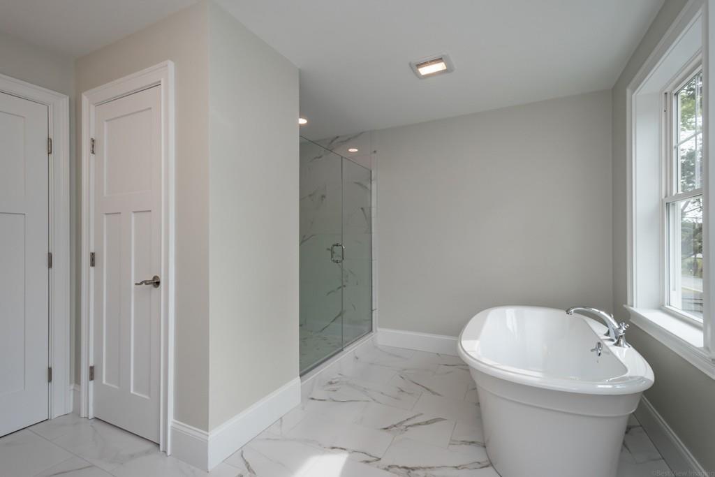 822 Barretts Mill Road Concord, MA 01742 - Photo 21 of 41 Gallery Image 21