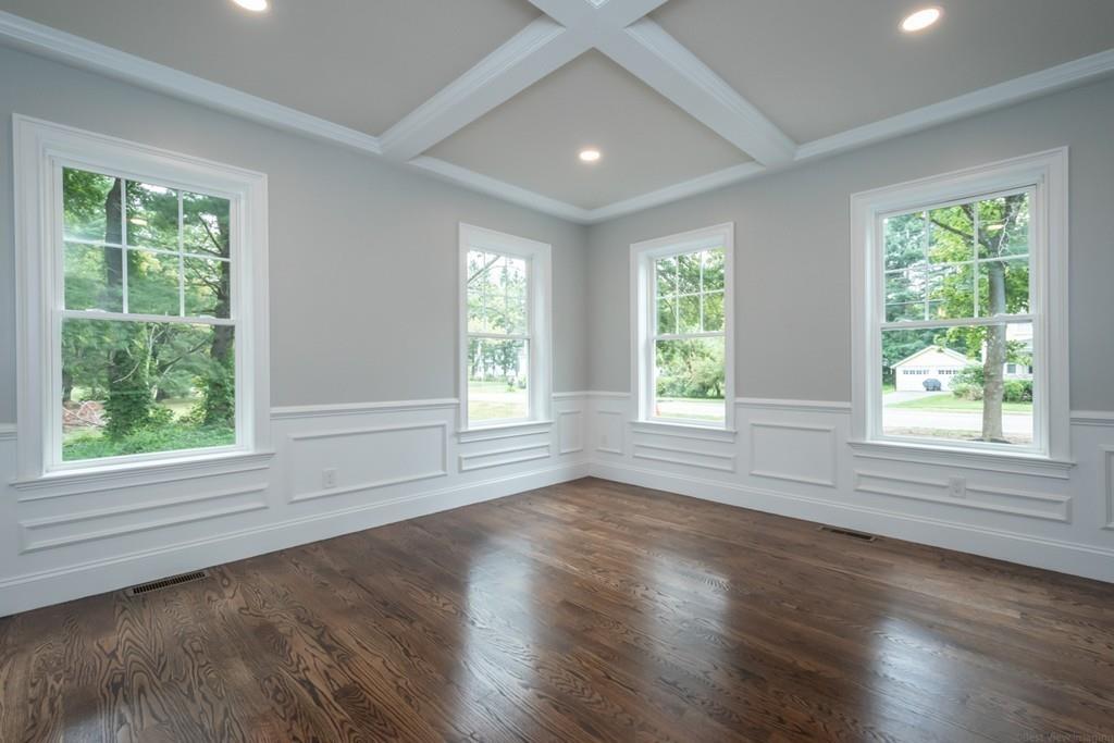 822 Barretts Mill Road Concord, MA 01742 - Photo 10 of 41 Gallery Image 10