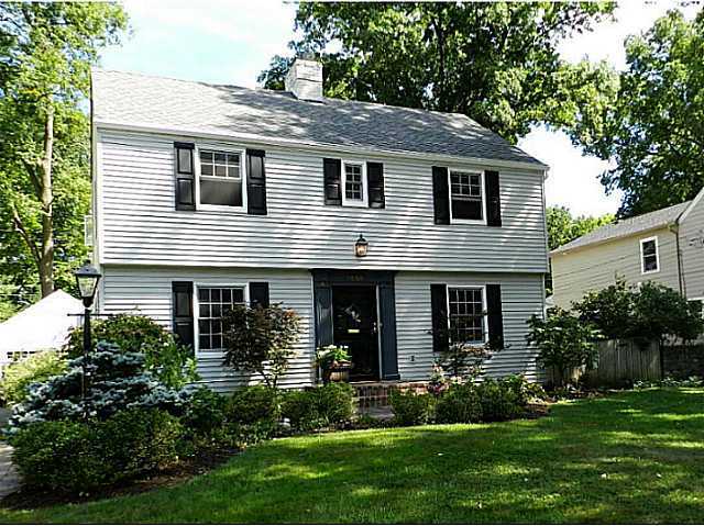 2690 Berwyn Road Upper Arlington, OH 43221 - Photo 1 of 24