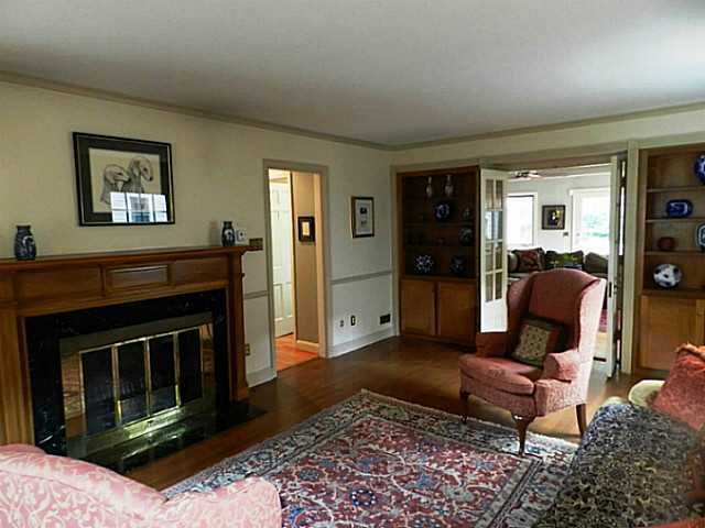 2690 Berwyn Road Upper Arlington, OH 43221 - Photo 4 of 24