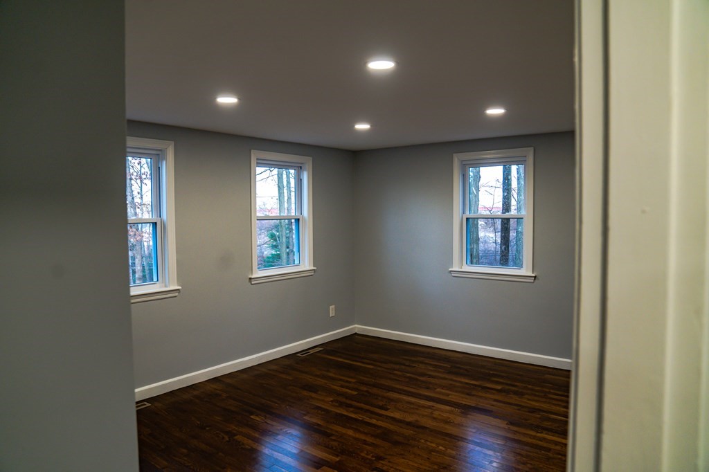 11 Gates Pond Road Berlin, MA 01503 - Photo 13 of 20