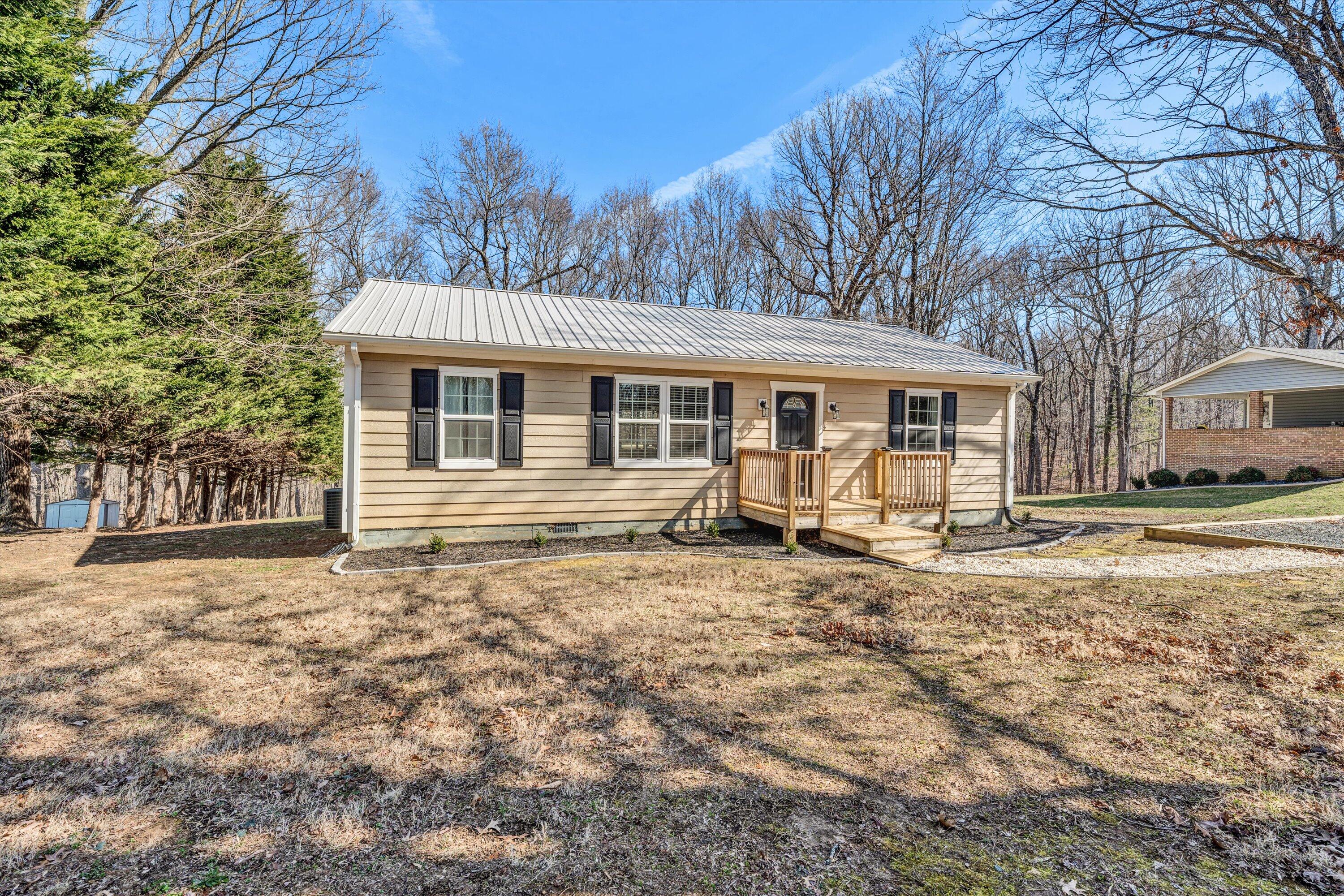 2005 Webster Road Glade Hill, VA 24092 - Photo 2 of 24 02-022020240058