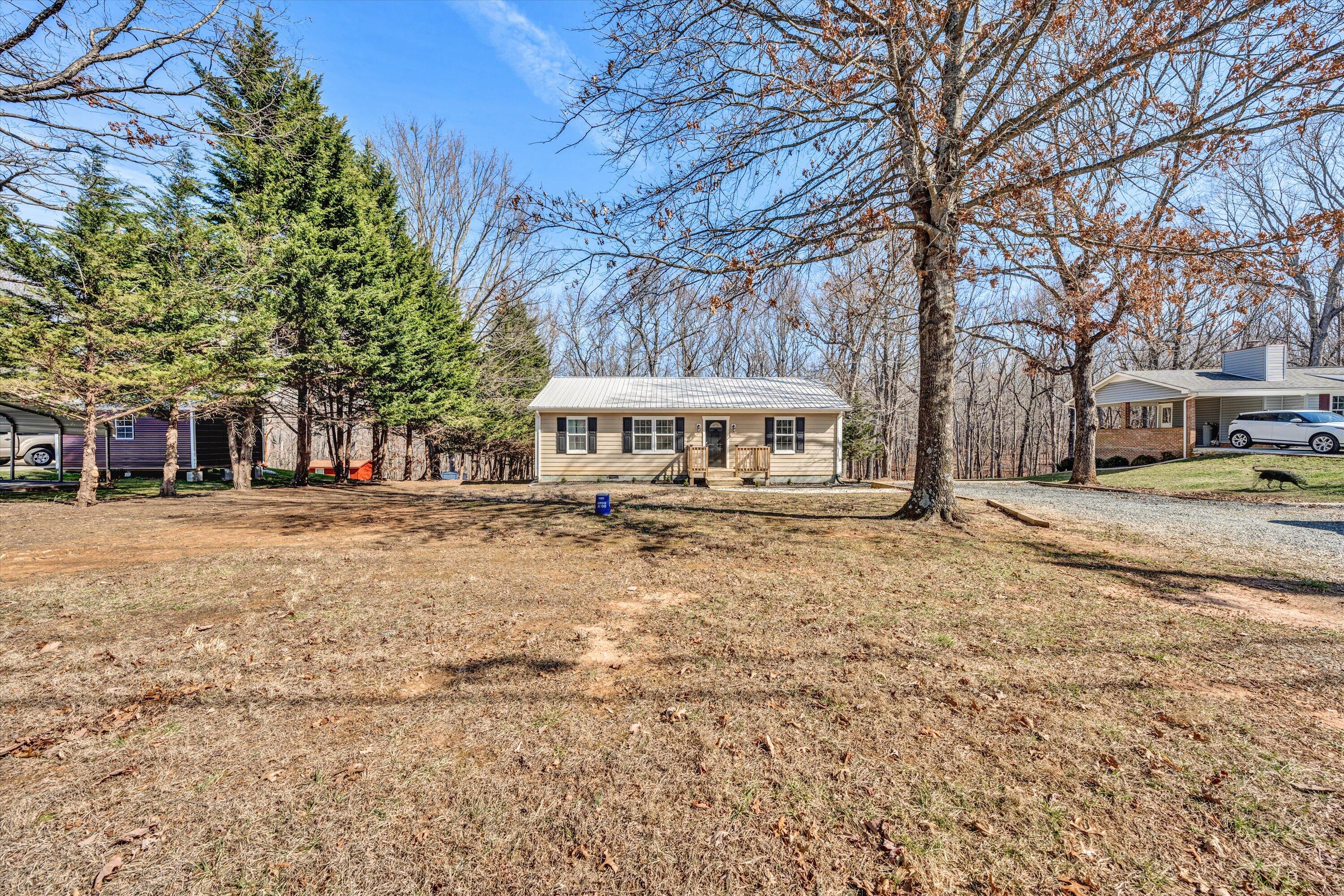 2005 Webster Road Glade Hill, VA 24092 - Photo 3 of 24 03-022020240059