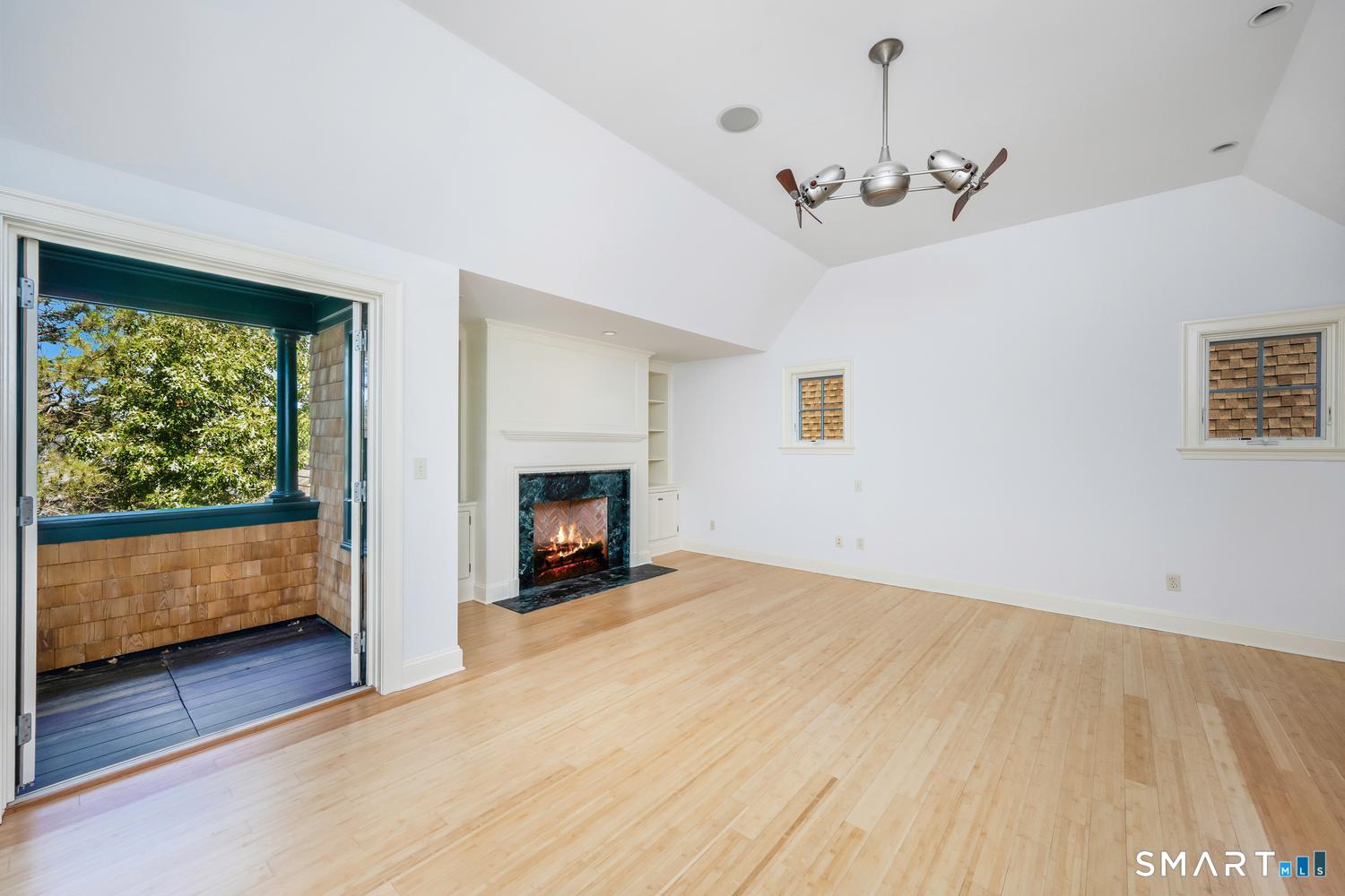 14 Rocky Point Road Norwalk, CT 06853 - Photo 18 of 37