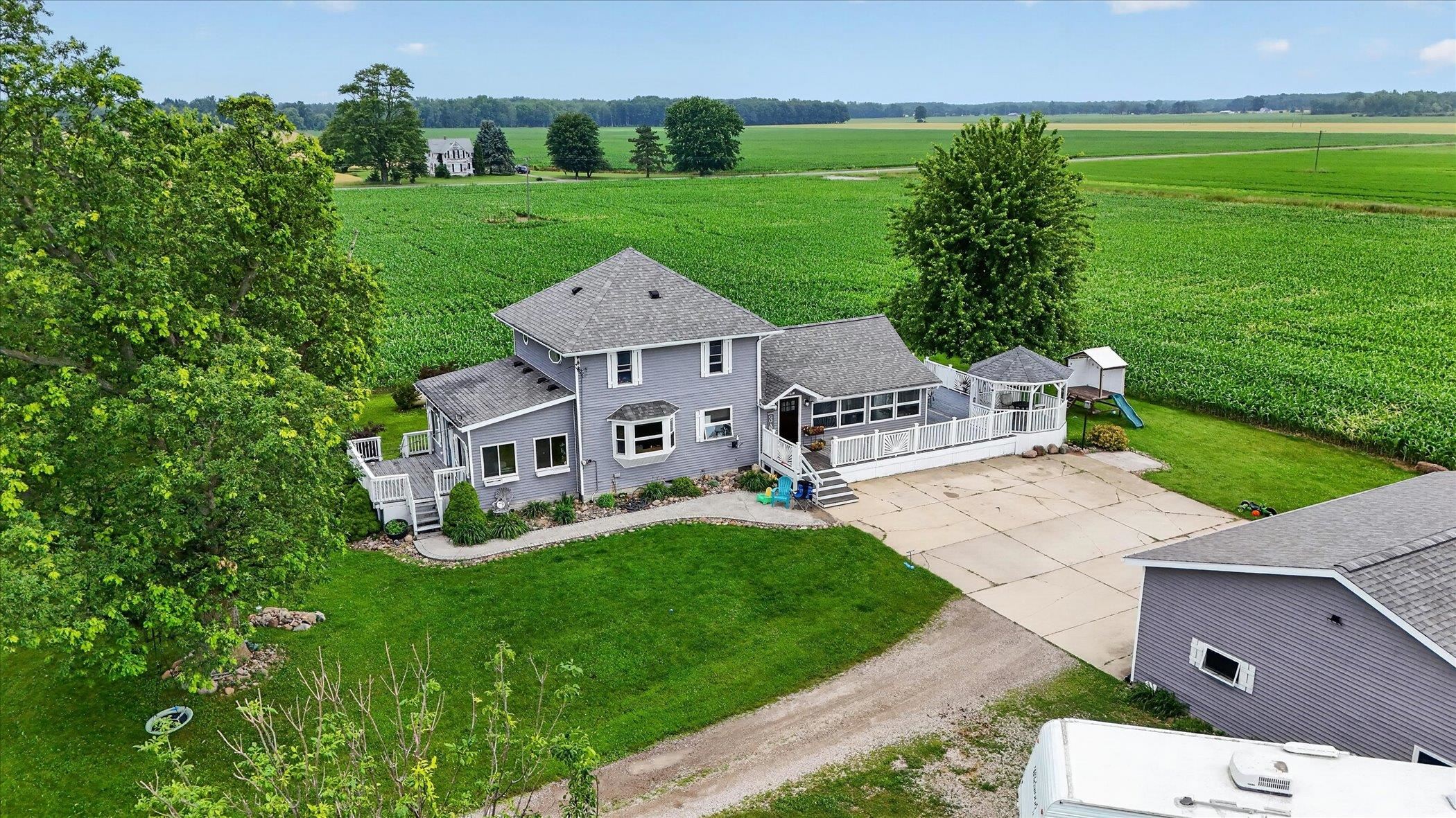 15151 Bishop Road Chesaning, MI 48616 - Photo 59 of 67 50212947-86e07c5b-b0cf-4409-aa4a-d64b0b32a939.JPG