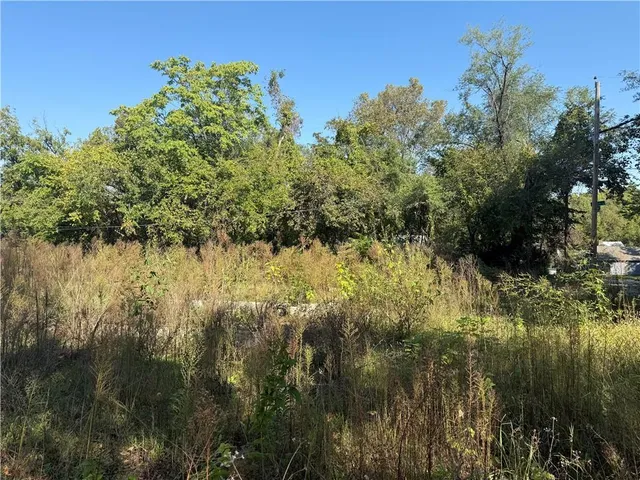 $25,000 | 7000 Agnes Avenue, Kansas City, MO 64132