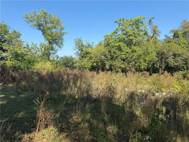 $25,000 | 7000 Agnes Avenue, Kansas City, MO 64132