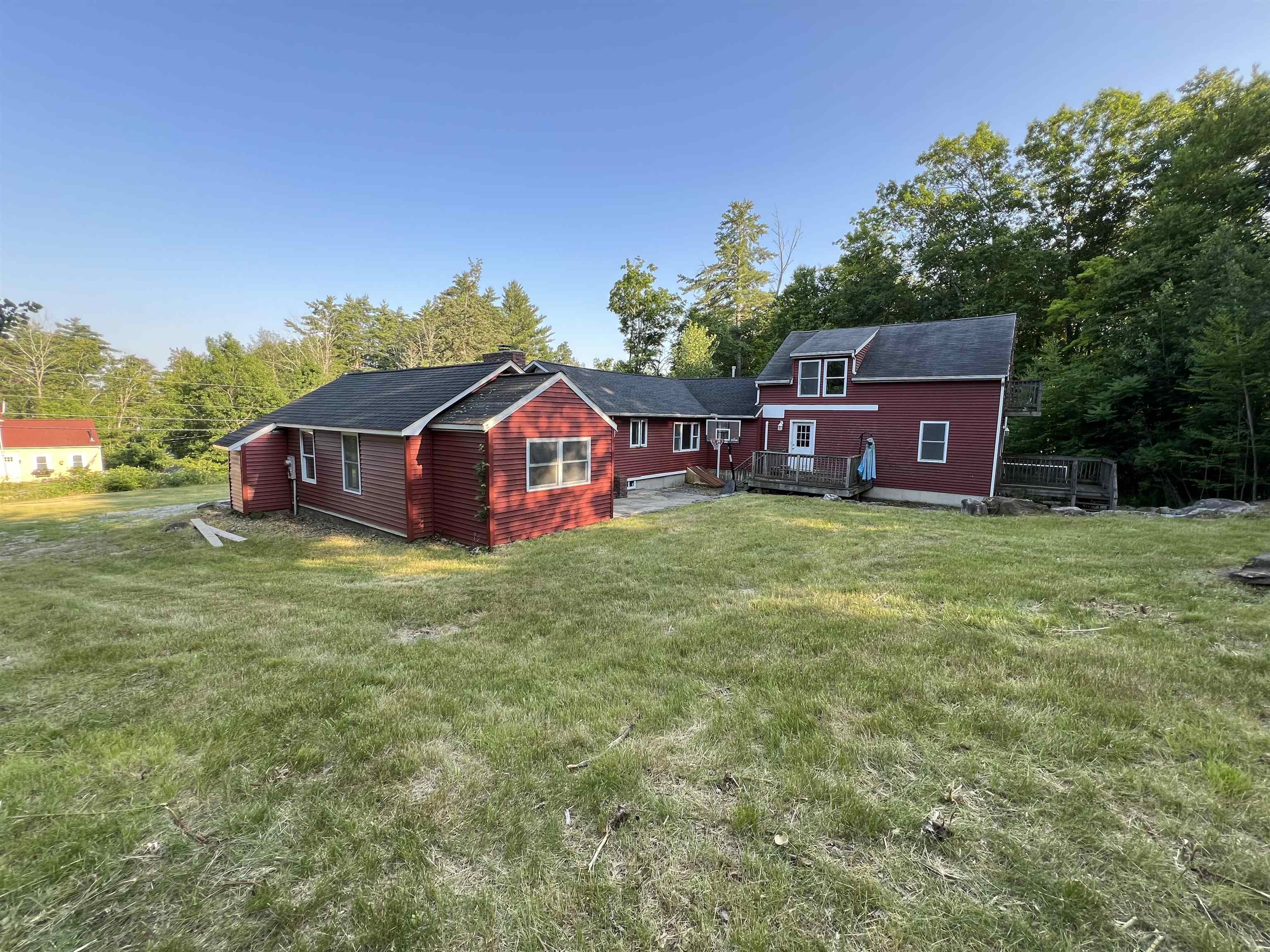 128 North Shore Road Derry, NH 03038 - Photo 2 of 35